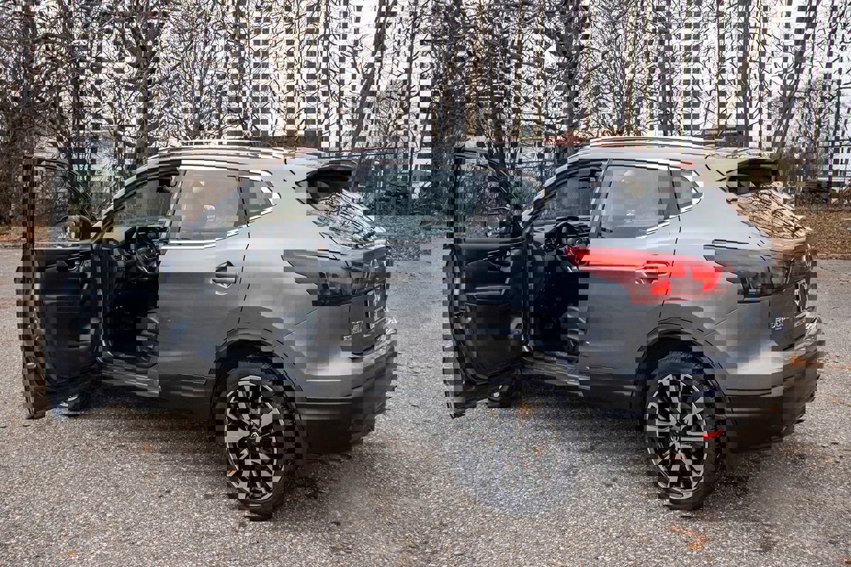 Used 2019 Nissan Rogue Sport SL image 7