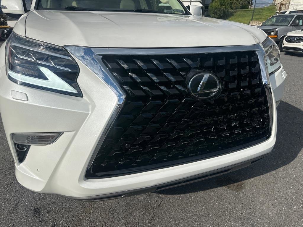 Used 2020 Lexus GX 460 Premium w/ Premium Package AWD/4WD image 10