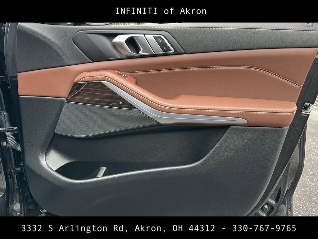 Used 2023 BMW X5 xDrive40i w/ Premium Package image 22