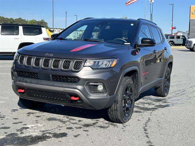 Used 2023 Jeep Compass Trailhawk