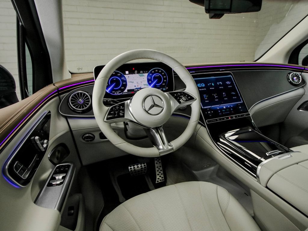 Used 2023 Mercedes-Benz EQE 350+ 4MATIC SUV image 15