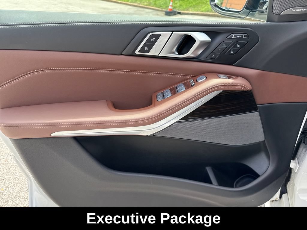 Used 2024 BMW X7 xDrive40i w/ Executive Package AWD/4WD image 14