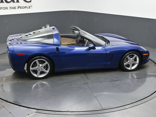 Used 2005 Chevrolet Corvette Coupe w/ Preferred Equipment Group RWD image 39