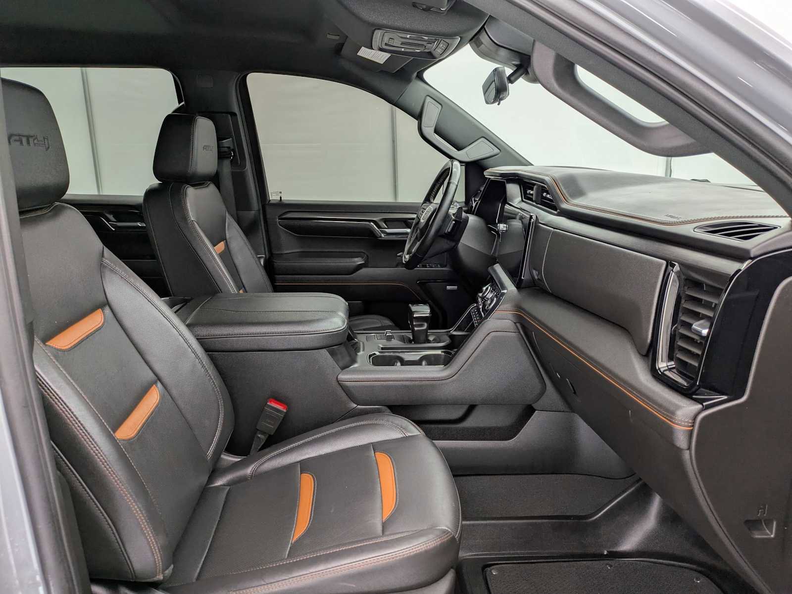 Used 2024 GMC Sierra 1500 AT4 w/ Technology Package AWD/4WD image 22