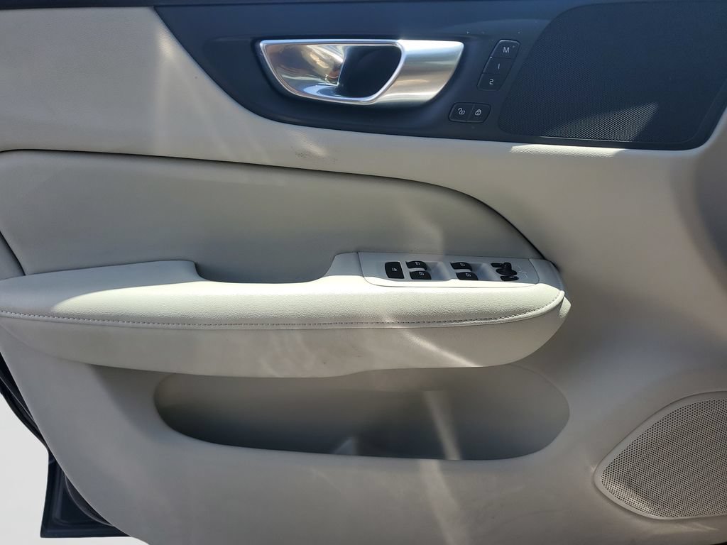 Used 2024 Volvo S60 B5 Core FWD image 44
