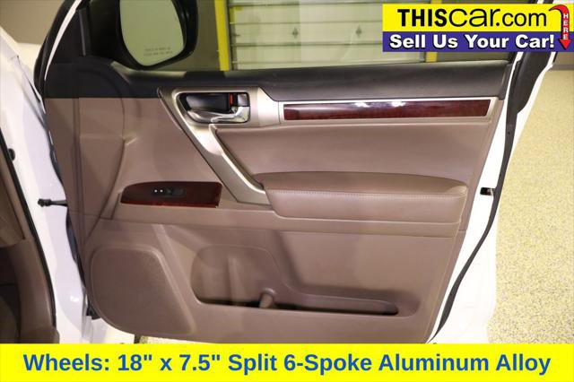 Used 2017 Lexus GX 460 image 32