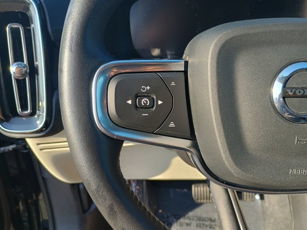 Used 2021 Volvo XC40 T5 Inscription w/ Advanced Package AWD/4WD image 26