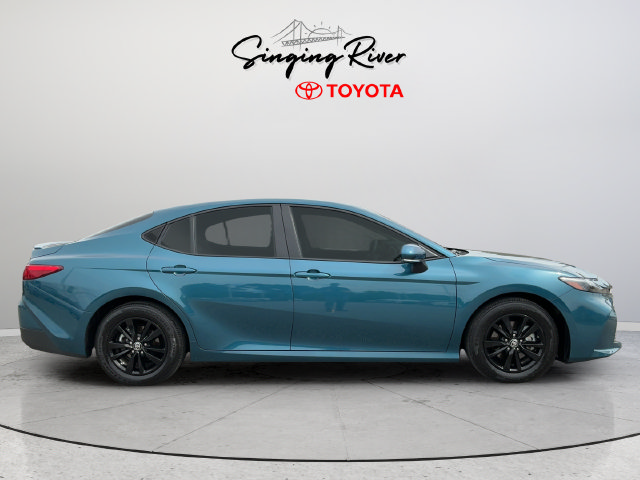 Used 2026 Toyota Camry LE w/ Convenience Package FWD image 8