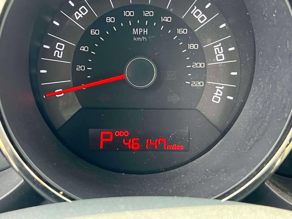 Used 2011 Kia Soul ! FWD image 25