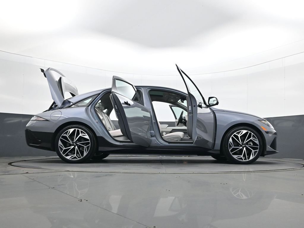 Certified 2024 Hyundai Ioniq 6 Limited image 33