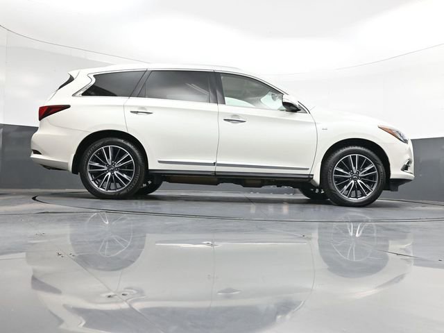 Used 2017 INFINITI QX60 Luxe w/ Deluxe Technology Package AWD/4WD image 34