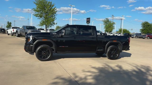 Used 2025 GMC Sierra 2500 AT4 w/ AT4 Premium Plus Package image 4