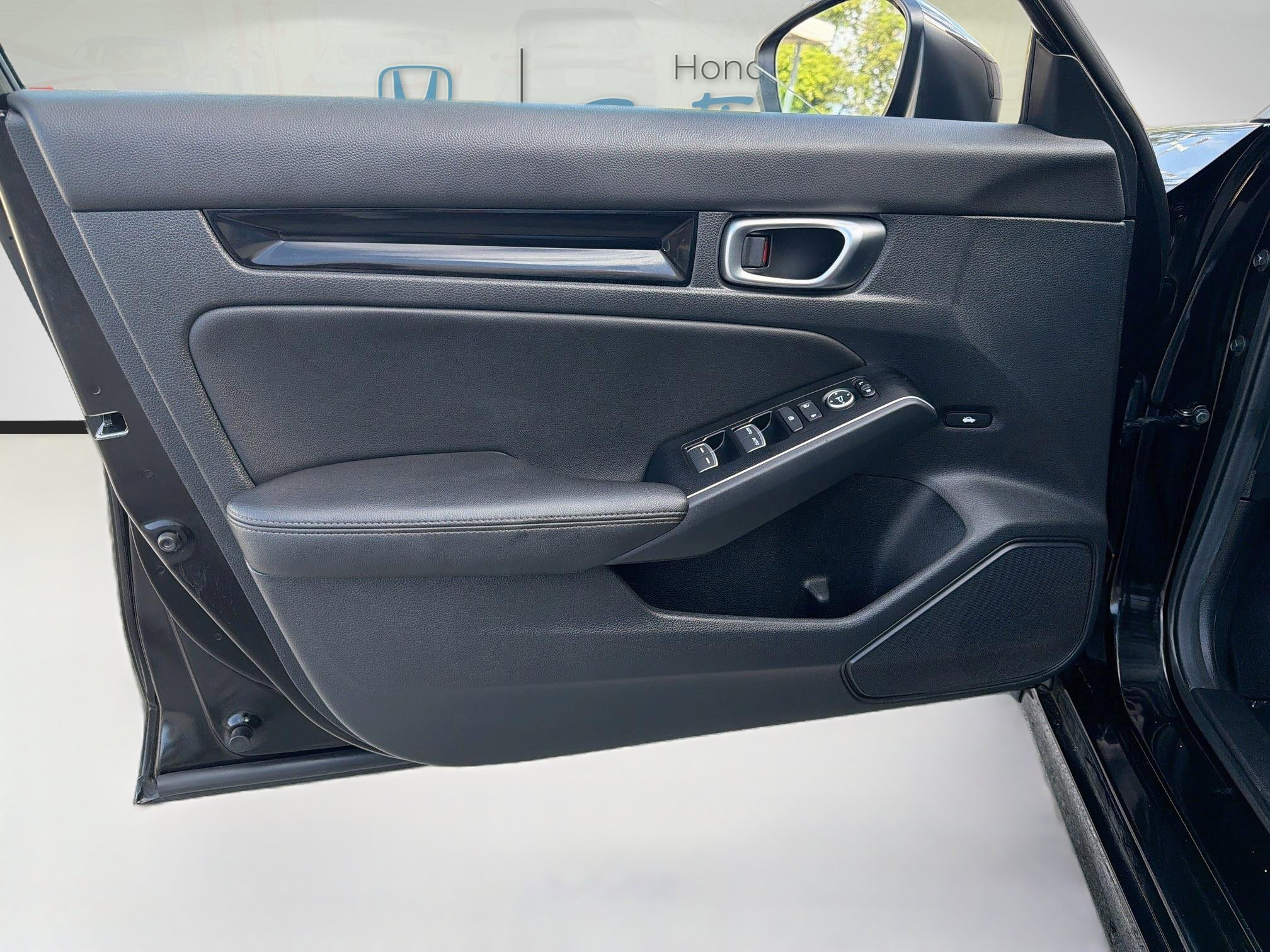 Used 2025 Honda Civic Sport image 21