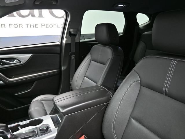 Used 2024 Chevrolet Blazer LT w/ LPO, Black Grille Bar Package FWD image 16