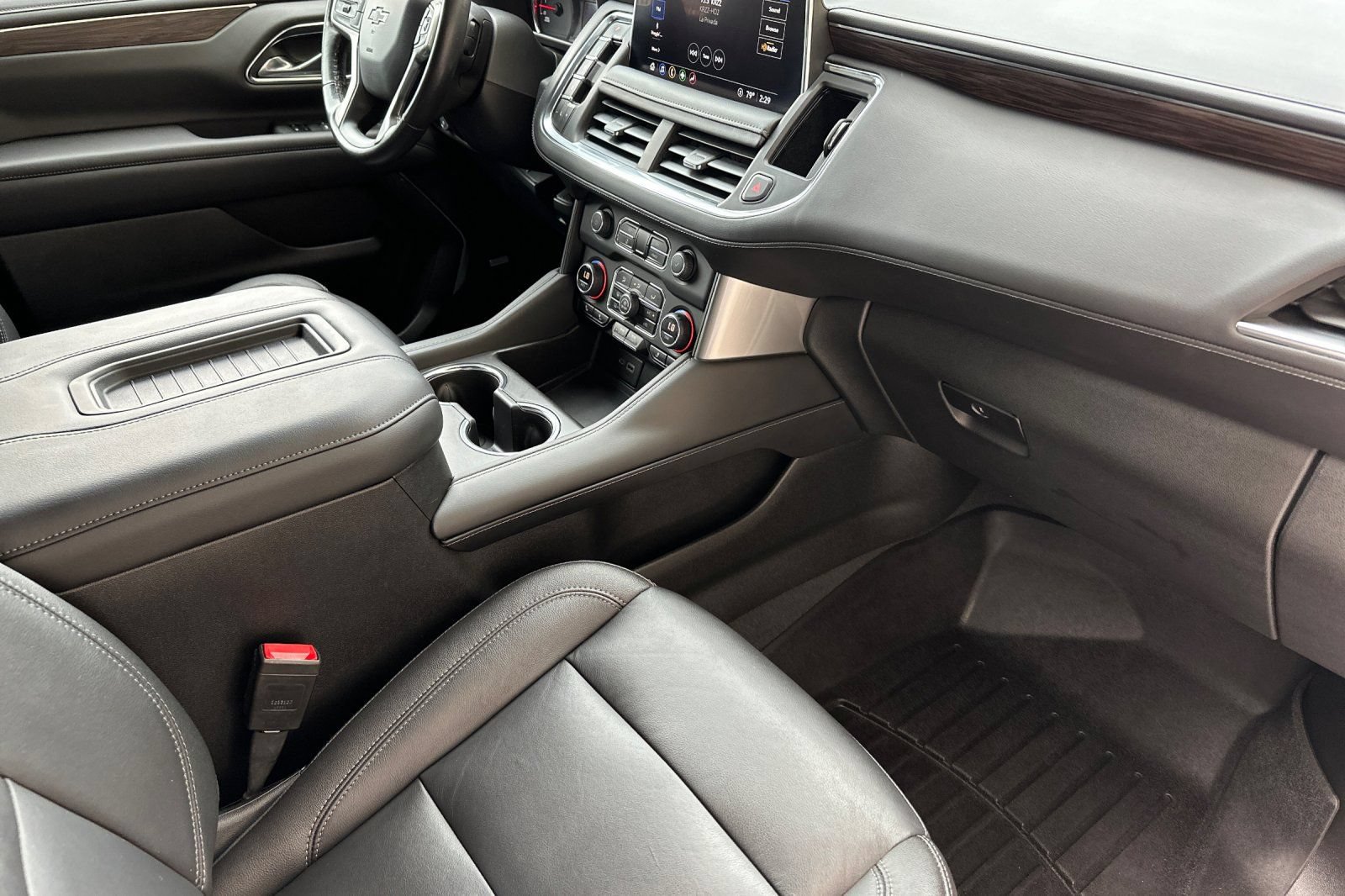 Used 2021 Chevrolet Tahoe Z71 AWD/4WD image 17