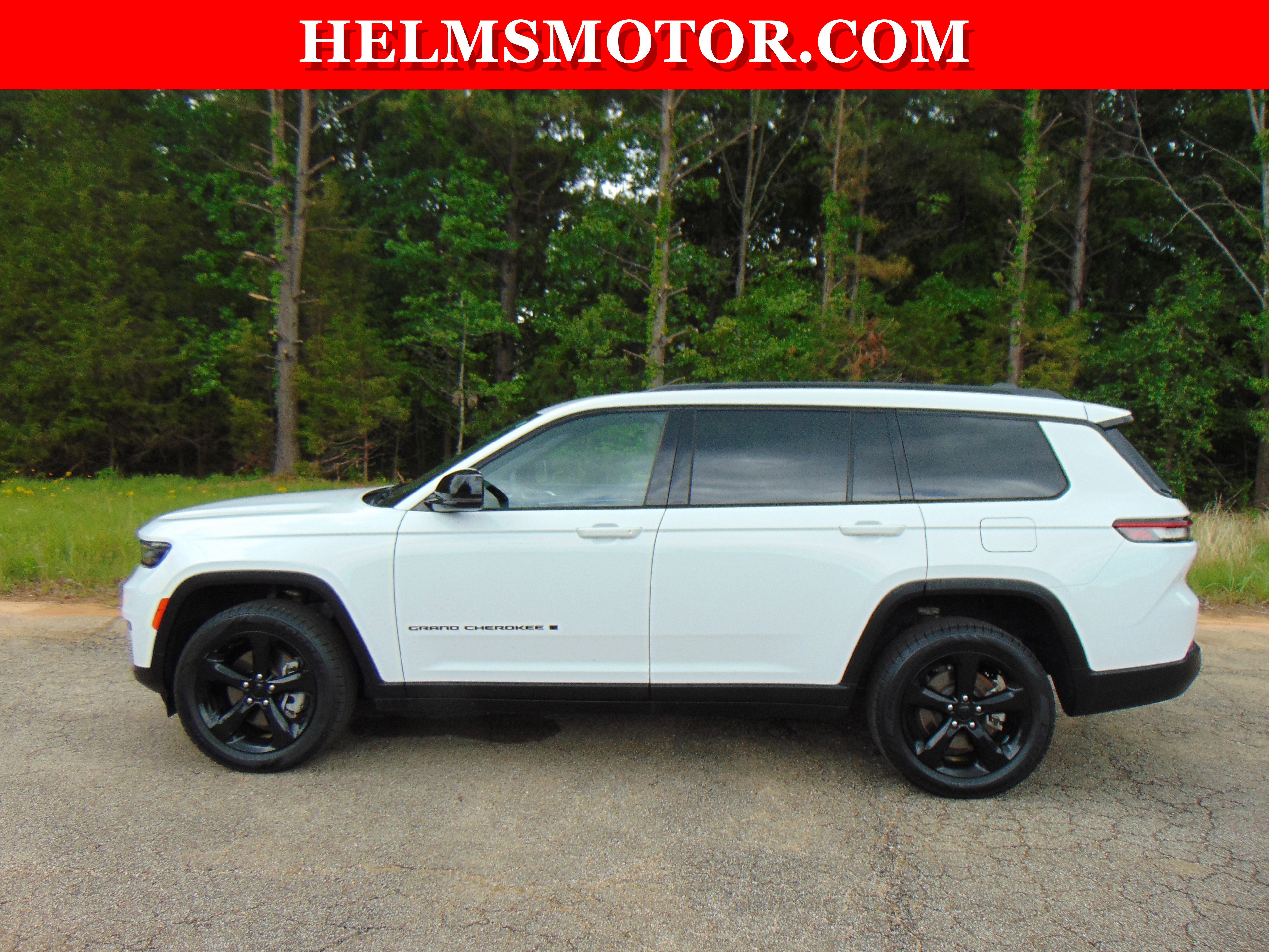 Certified 2024 Jeep Grand Cherokee L Limited w/ Black Appearance Package AWD/4WD image 2