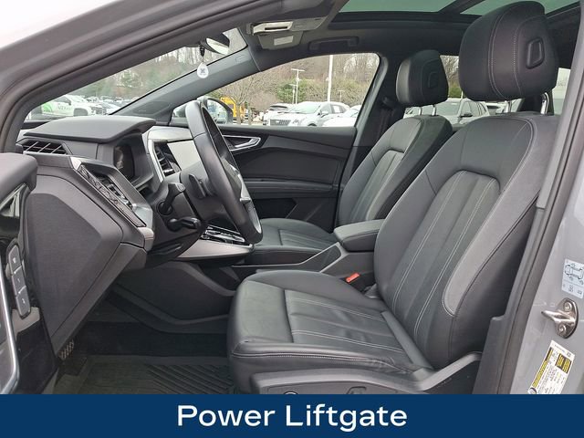 Used 2023 Audi Q4 e-tron Premium Plus w/ Premium Plus image 17