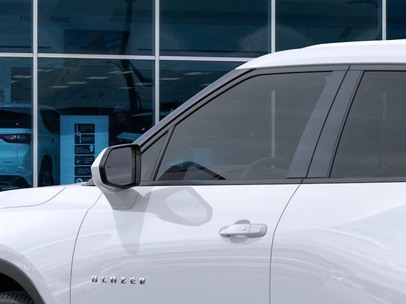 New 2026 Chevrolet Blazer LT image 12