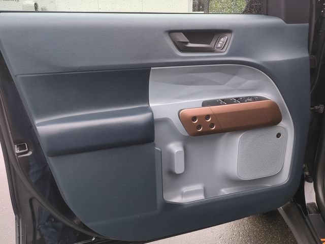 Used 2023 Ford Maverick Lariat w/ Lariat Luxury Package FWD image 19