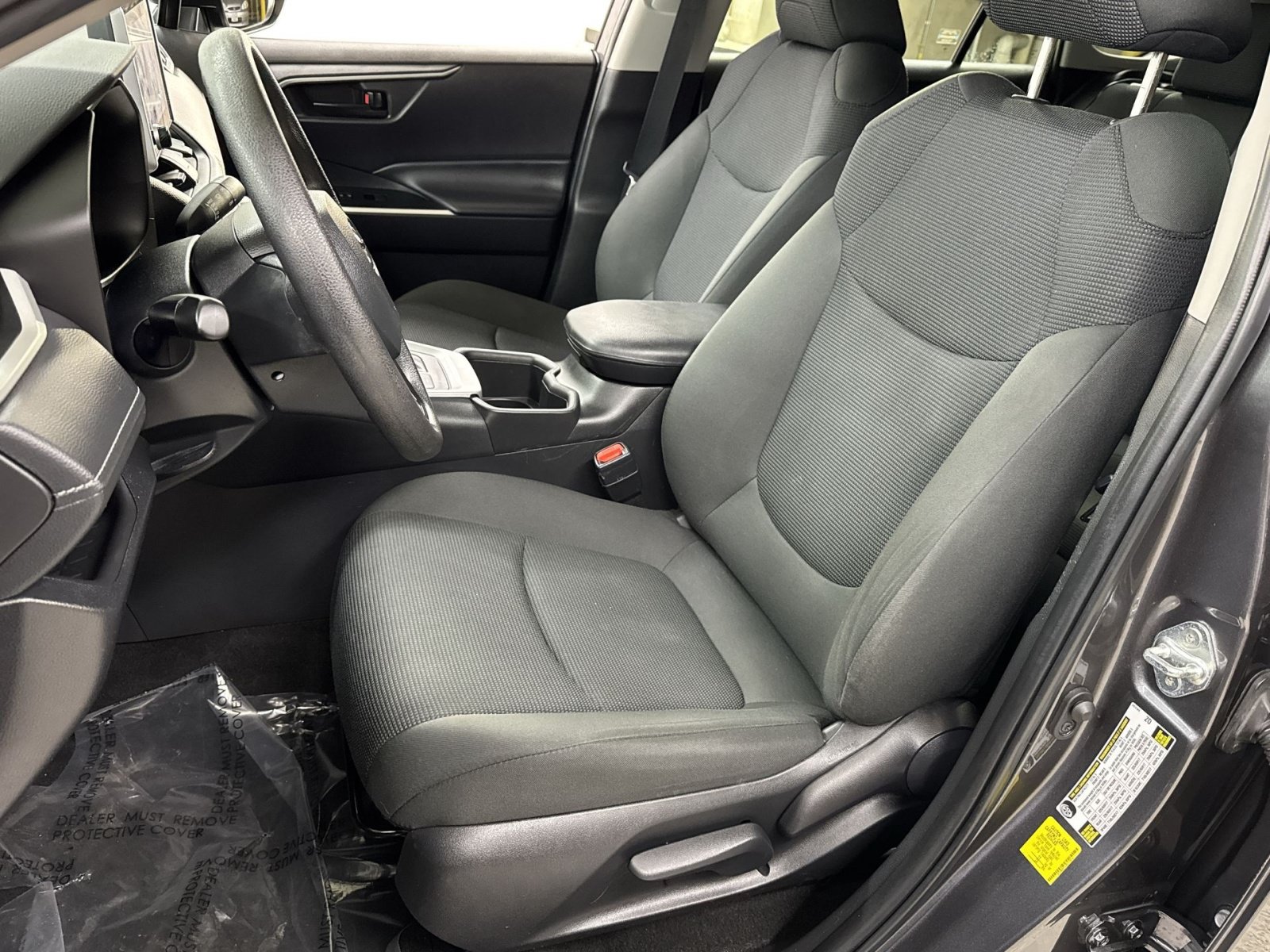 Used 2024 Toyota RAV4 LE AWD/4WD image 14