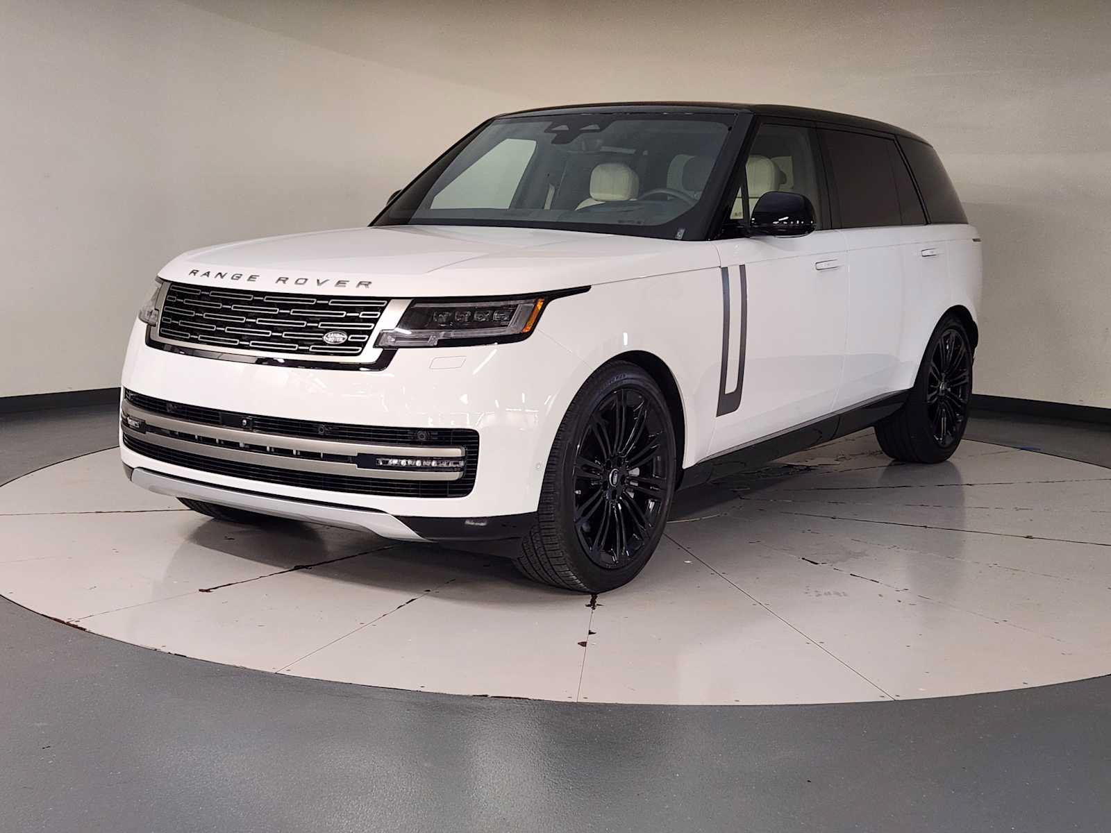 Used 2024 Land Rover Range Rover Long Wheelbase SE AWD/4WD video 1