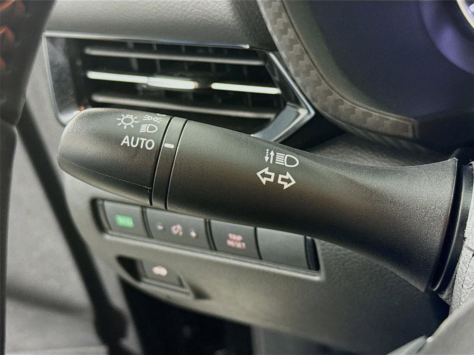 Used 2024 Nissan Sentra SR w/ SR Premium Package image 5