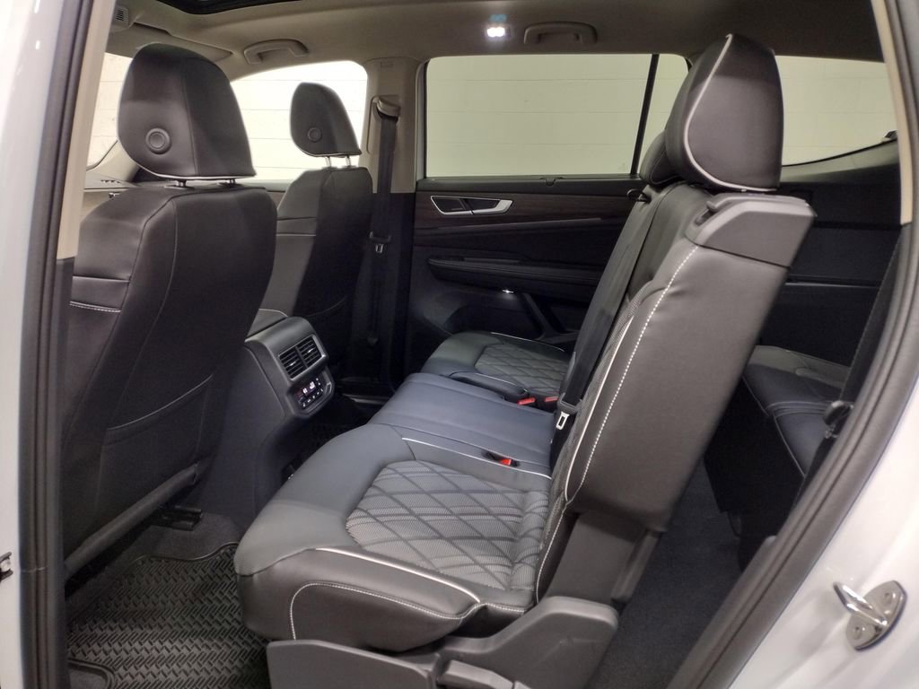 New 2026 Volkswagen Atlas SEL Premium R-Line image 29