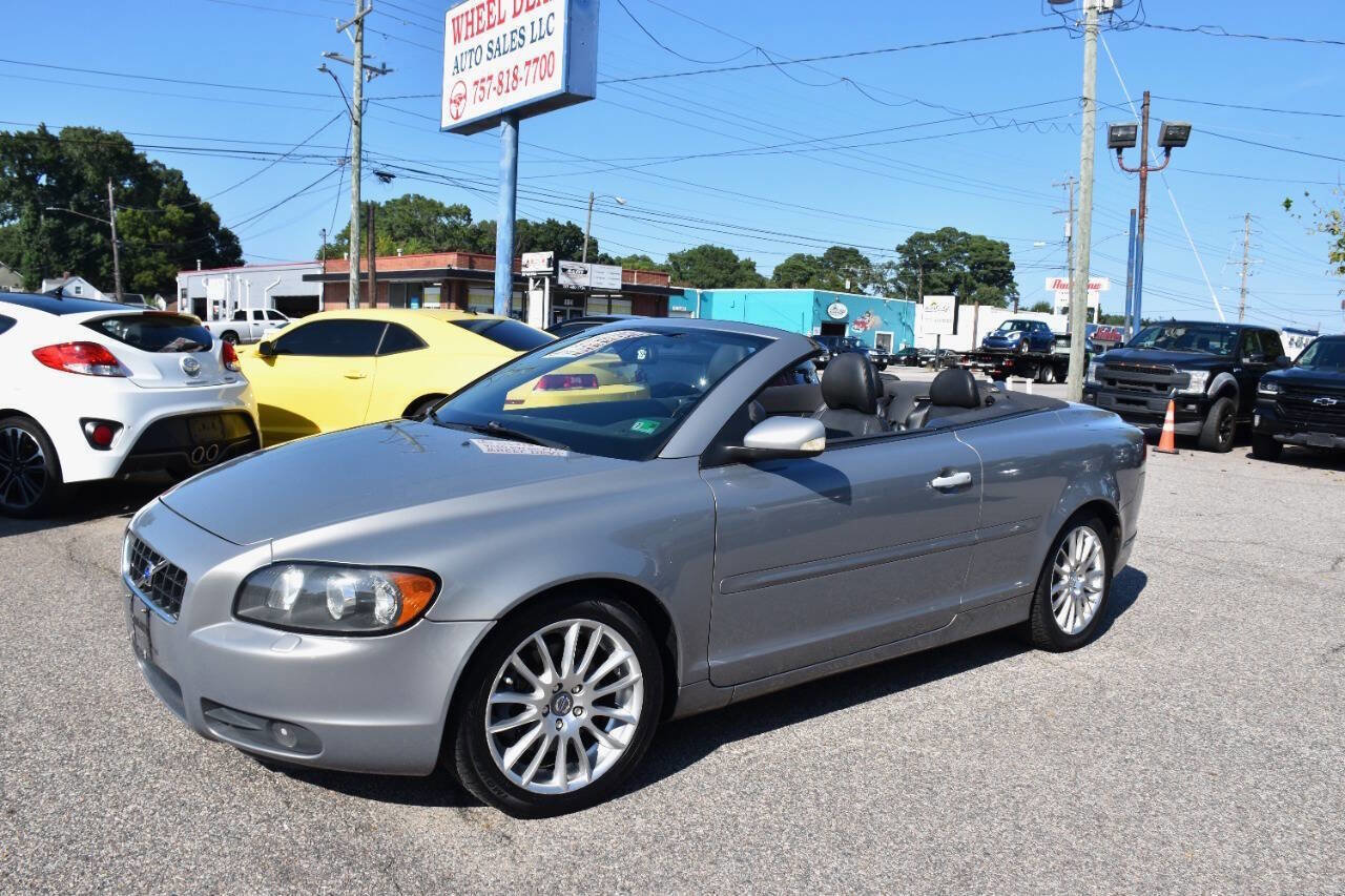 Used 2007 Volvo C70 T5 image 1