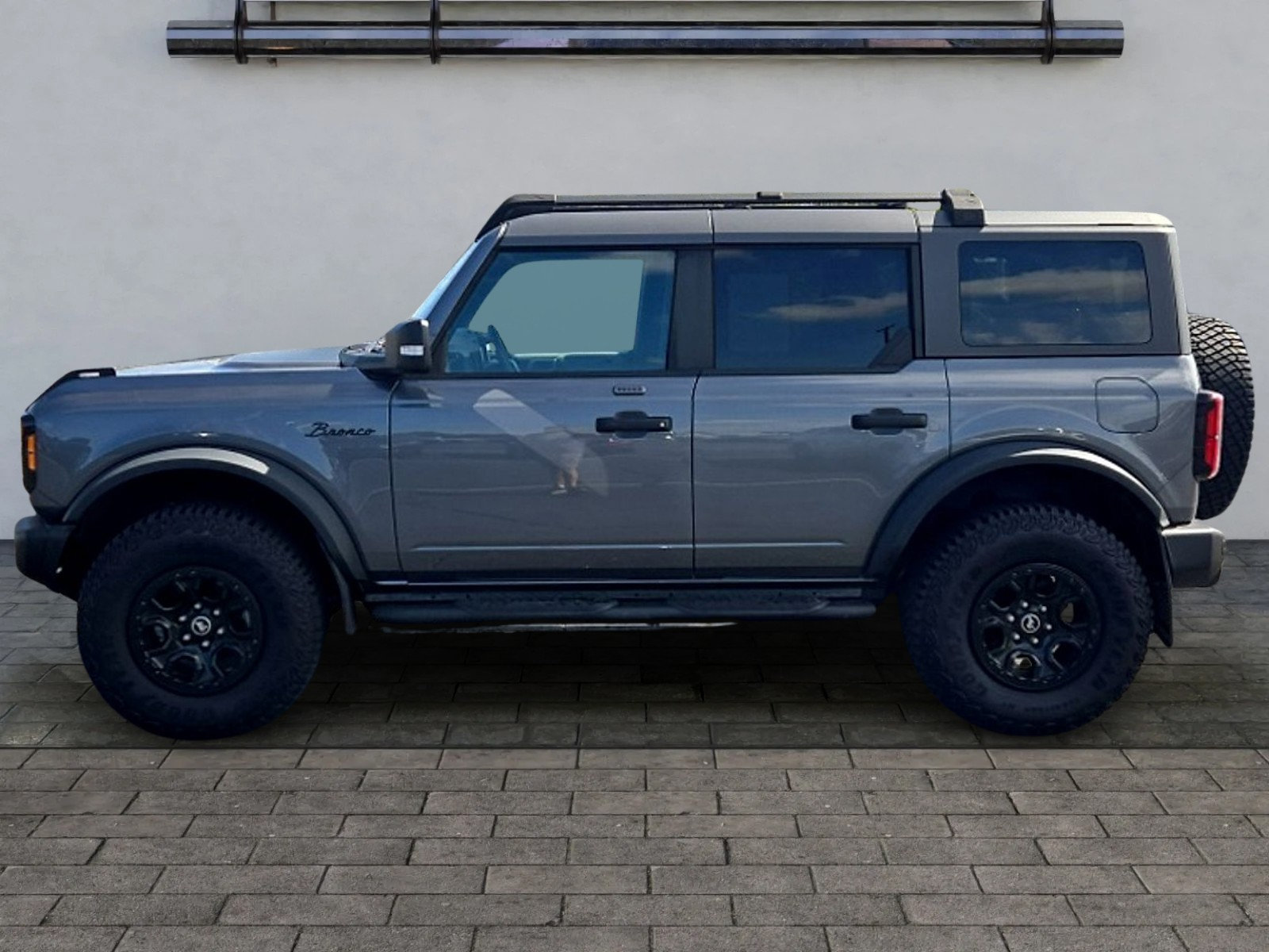 Certified 2023 Ford Bronco Wildtrak AWD/4WD image 6