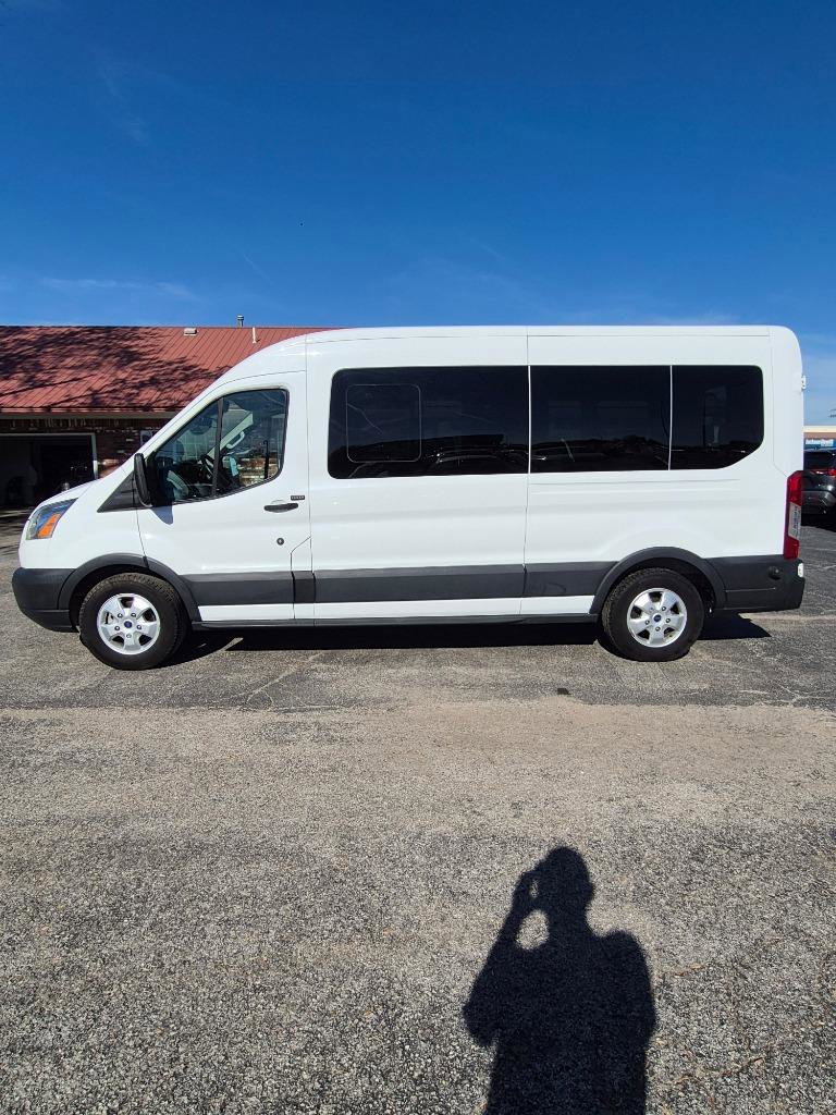 Used 2018 Ford Transit 350 XLT RWD image 3