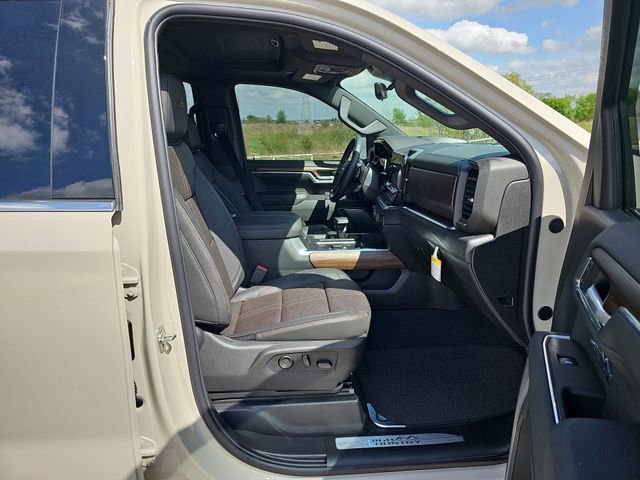 New 2026 Chevrolet Silverado 1500 High Country w/ Technology Package AWD/4WD image 29