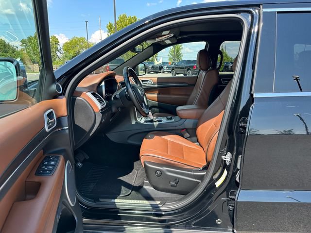 Used 2019 Jeep Grand Cherokee Summit AWD/4WD image 13
