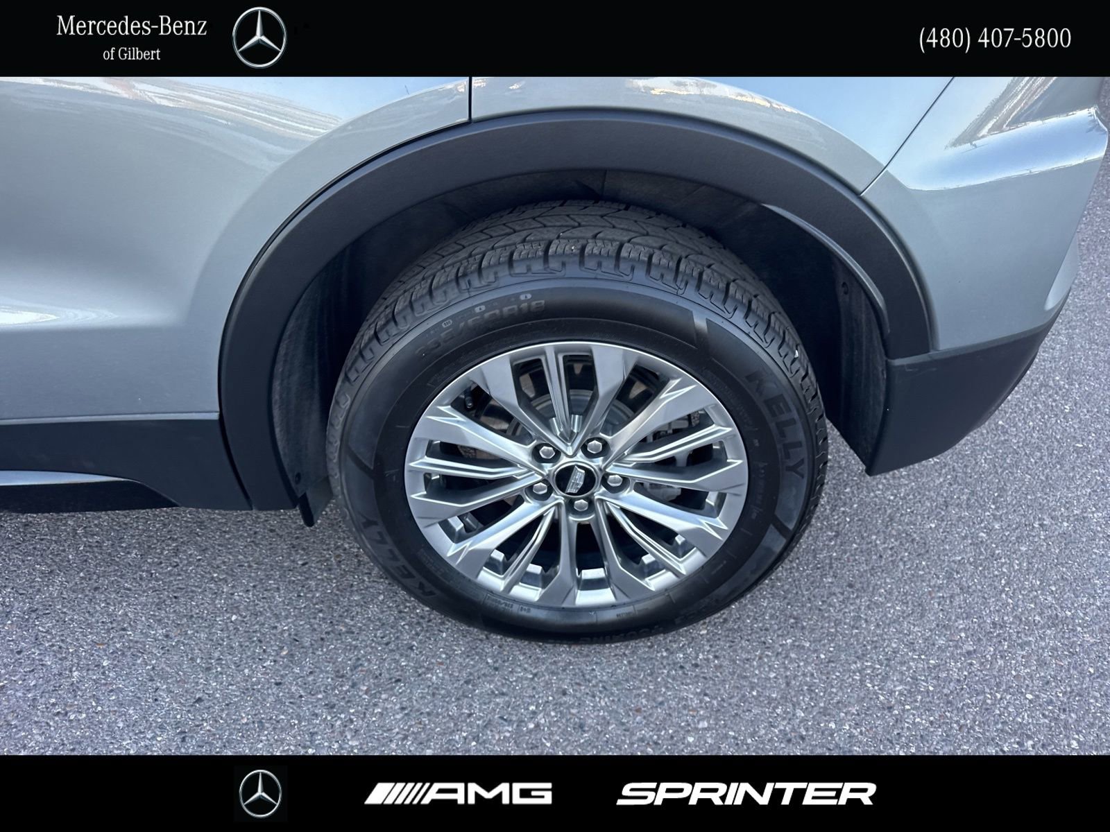 Used 2024 Cadillac XT4 Premium Luxury image 9