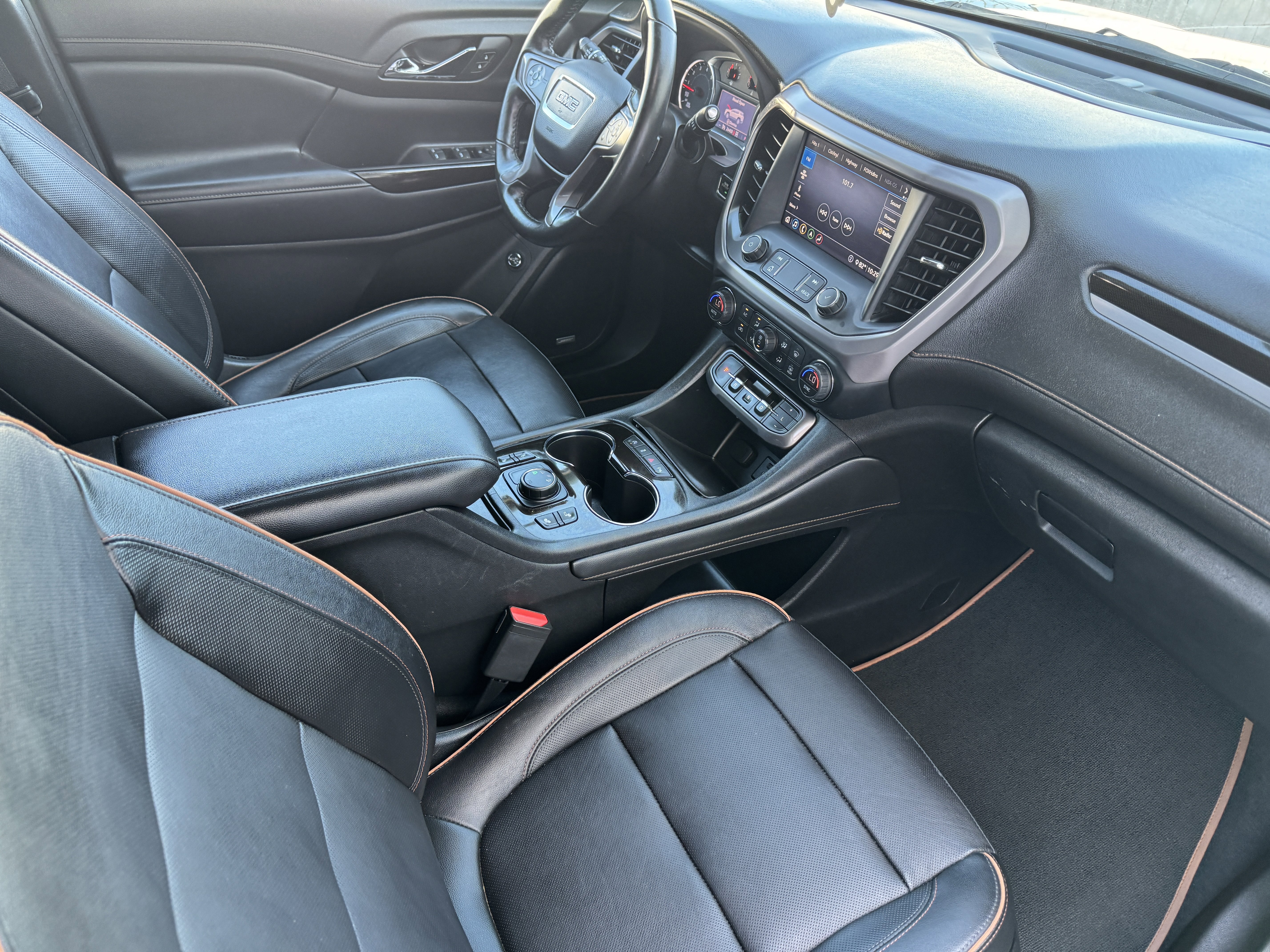 Certified 2020 GMC Acadia AT4 image 23