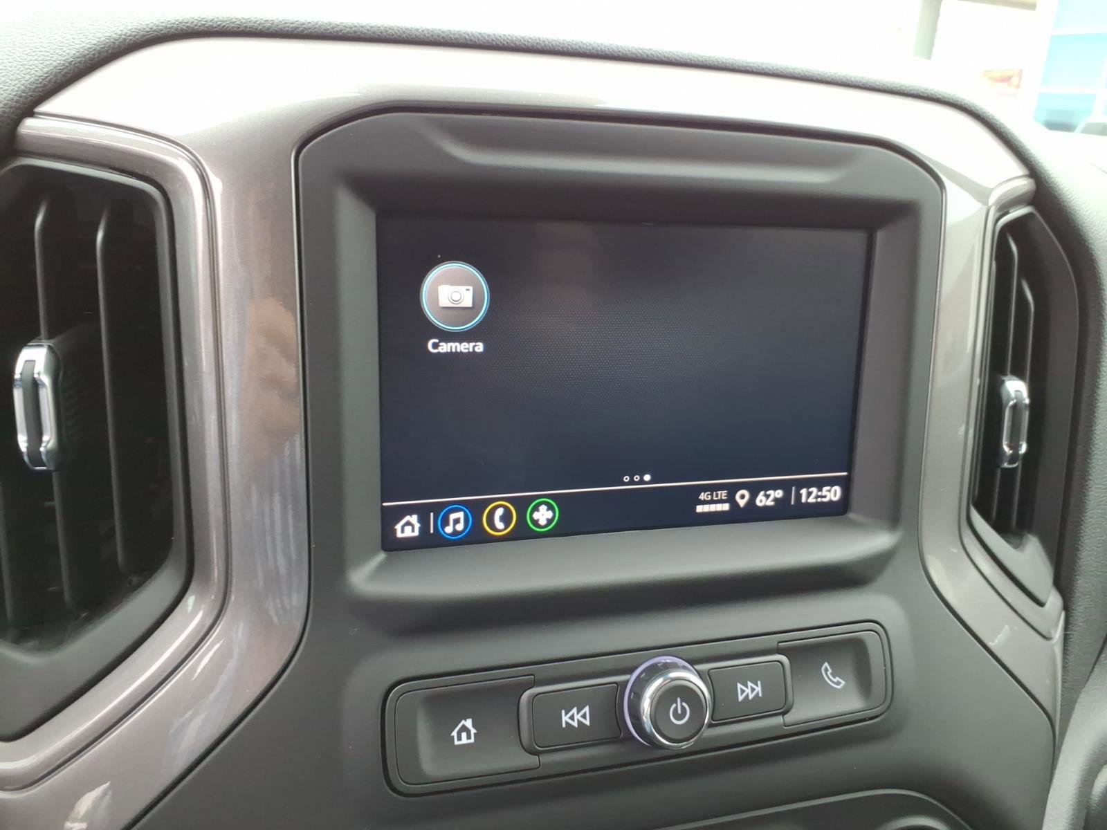 Used 2025 Chevrolet Silverado 1500 Custom Trail Boss AWD/4WD image 16