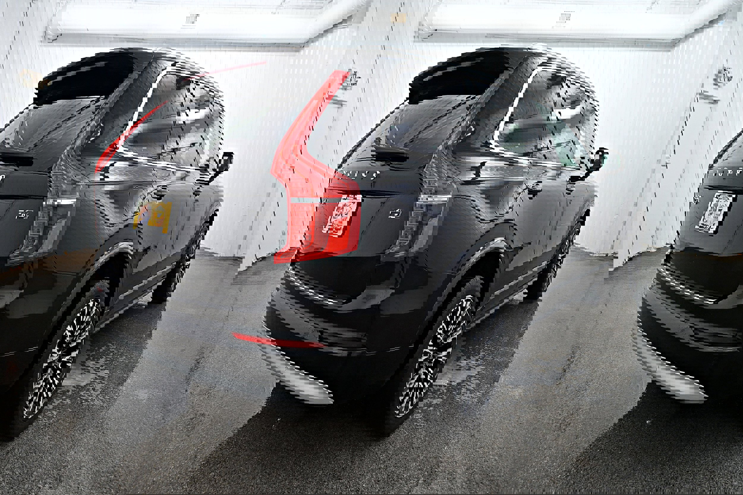 Used 2022 Volvo XC90 T6 Momentum w/ Climate Package image 27