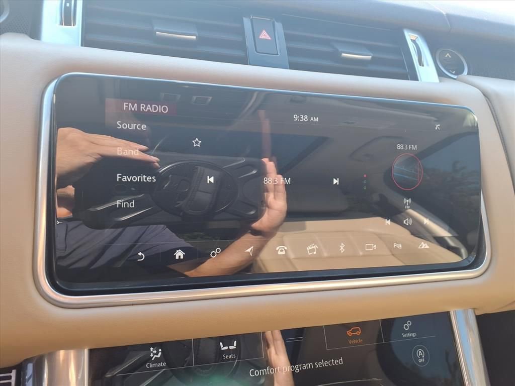 Used 2019 Land Rover Range Rover Sport Supercharged image 14