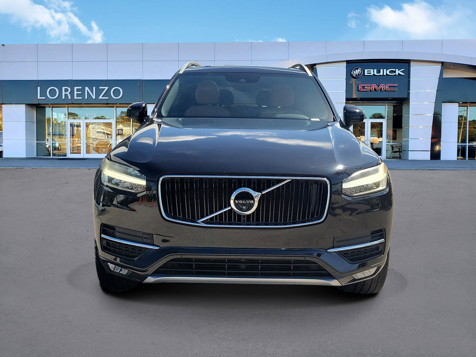 Used 2016 Volvo XC90 T6 Momentum w/ Momentum Plus Package video 2