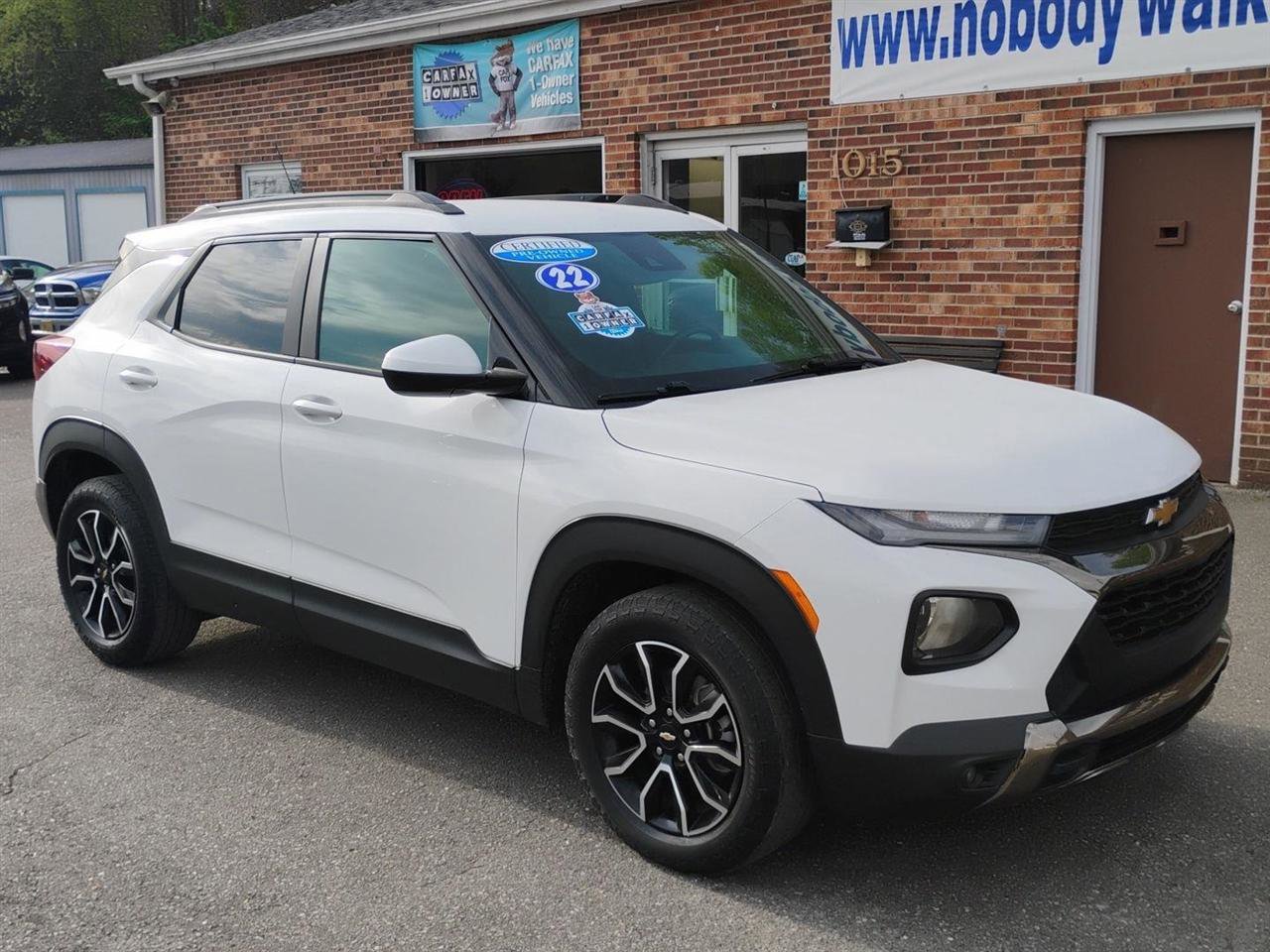 Used 2022 Chevrolet TrailBlazer ACTIV w/ Convenience Package FWD image 3