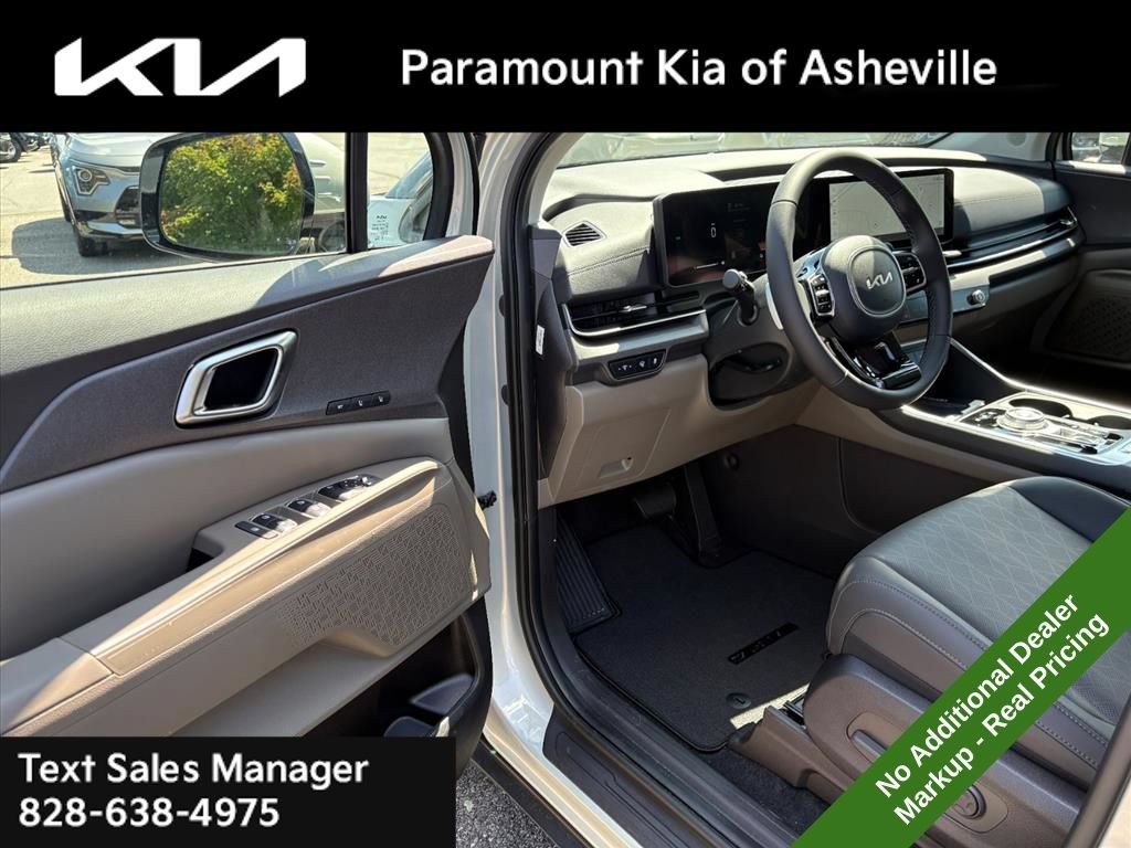 New 2026 Kia Carnival EX FWD image 16