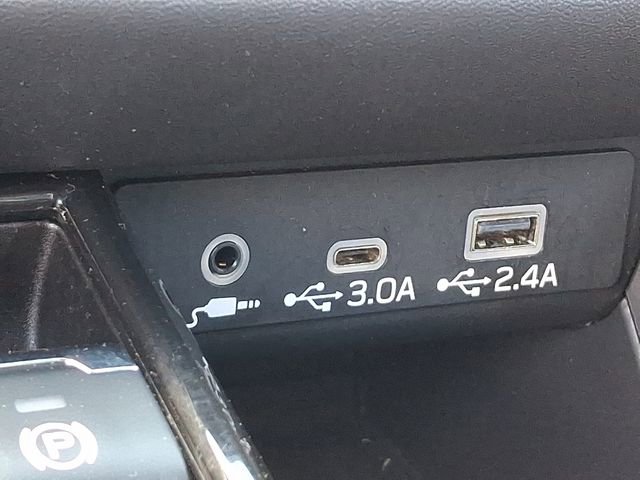 Certified 2025 Subaru Outback Premium image 25