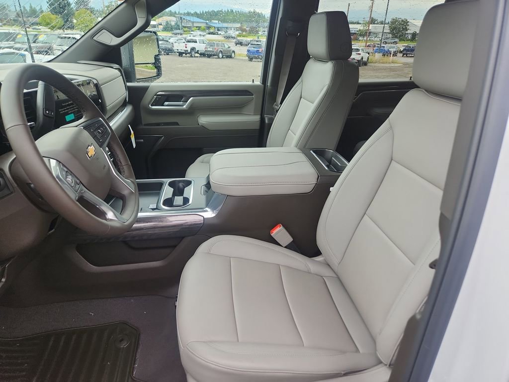 New 2026 Chevrolet Silverado 2500 LTZ w/ LTZ Convenience Package image 14