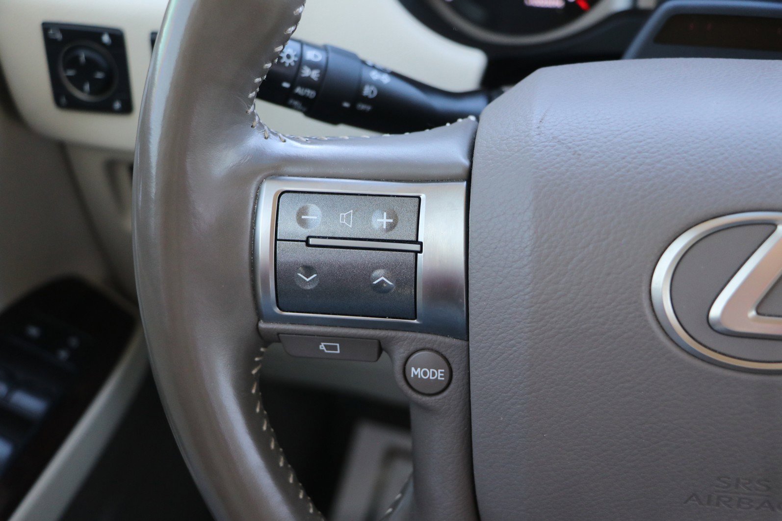 Used 2019 Lexus GX 460 Luxury image 18