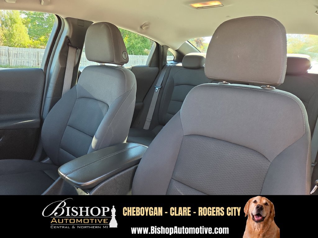 Used 2024 Chevrolet Malibu LT FWD image 12