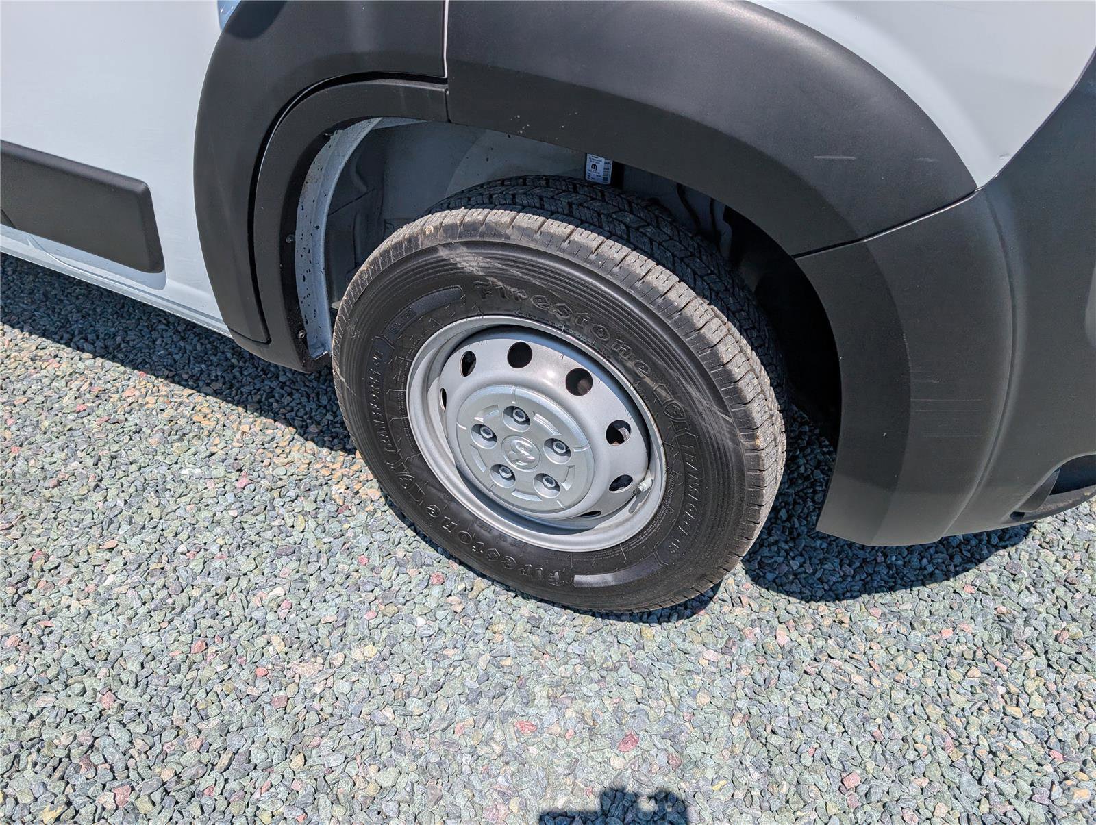 Used 2023 RAM ProMaster 2500 w/ Convenience Group FWD image 8