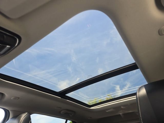 Used 2023 Jeep Grand Cherokee 4WD 4xe image 29