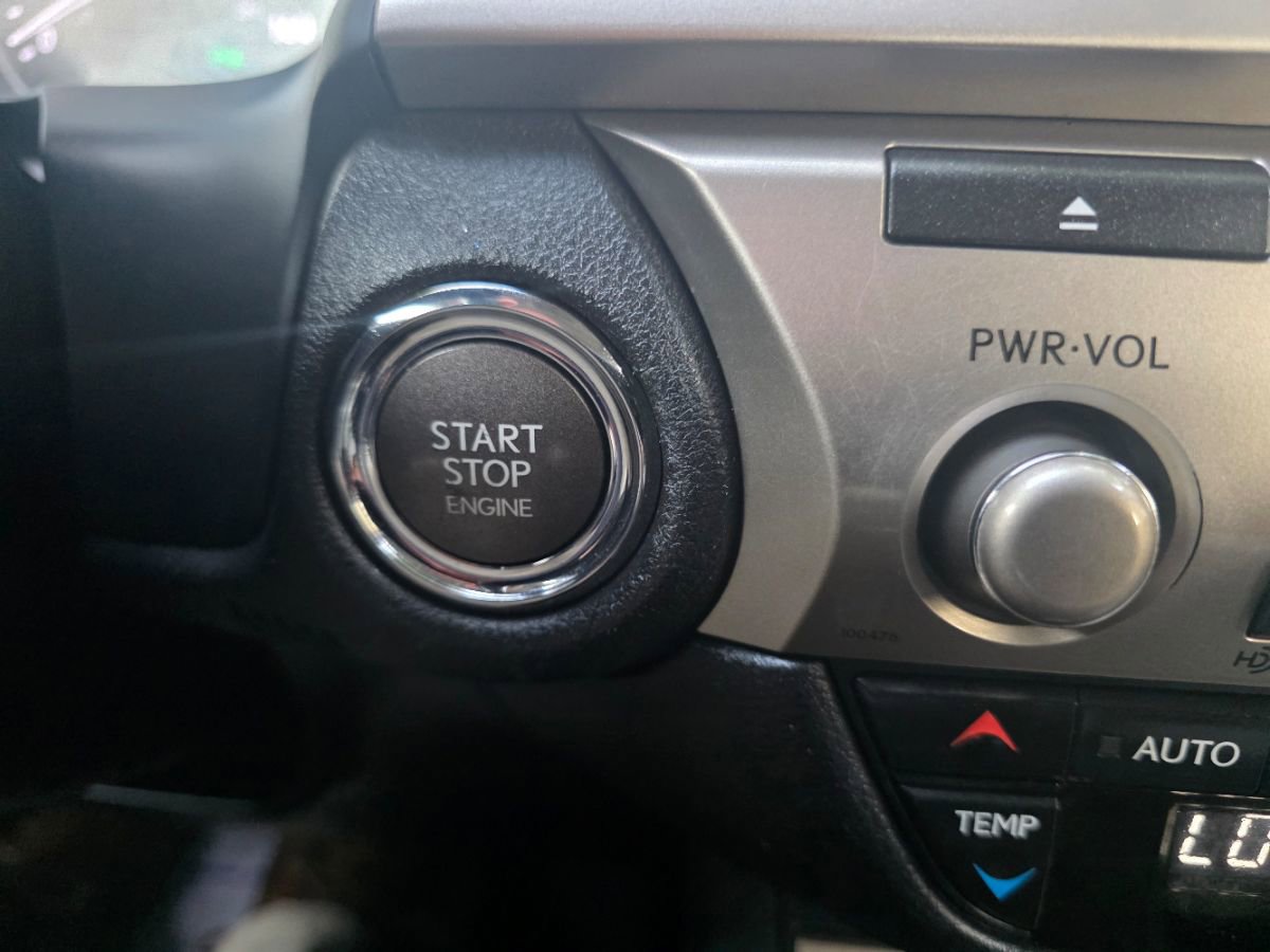 Used 2015 Lexus ES 350 w/ Premium Package FWD image 29