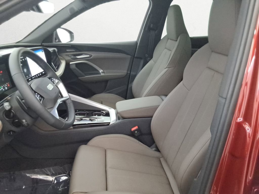 New 2025 Audi Q5 Prestige image 12