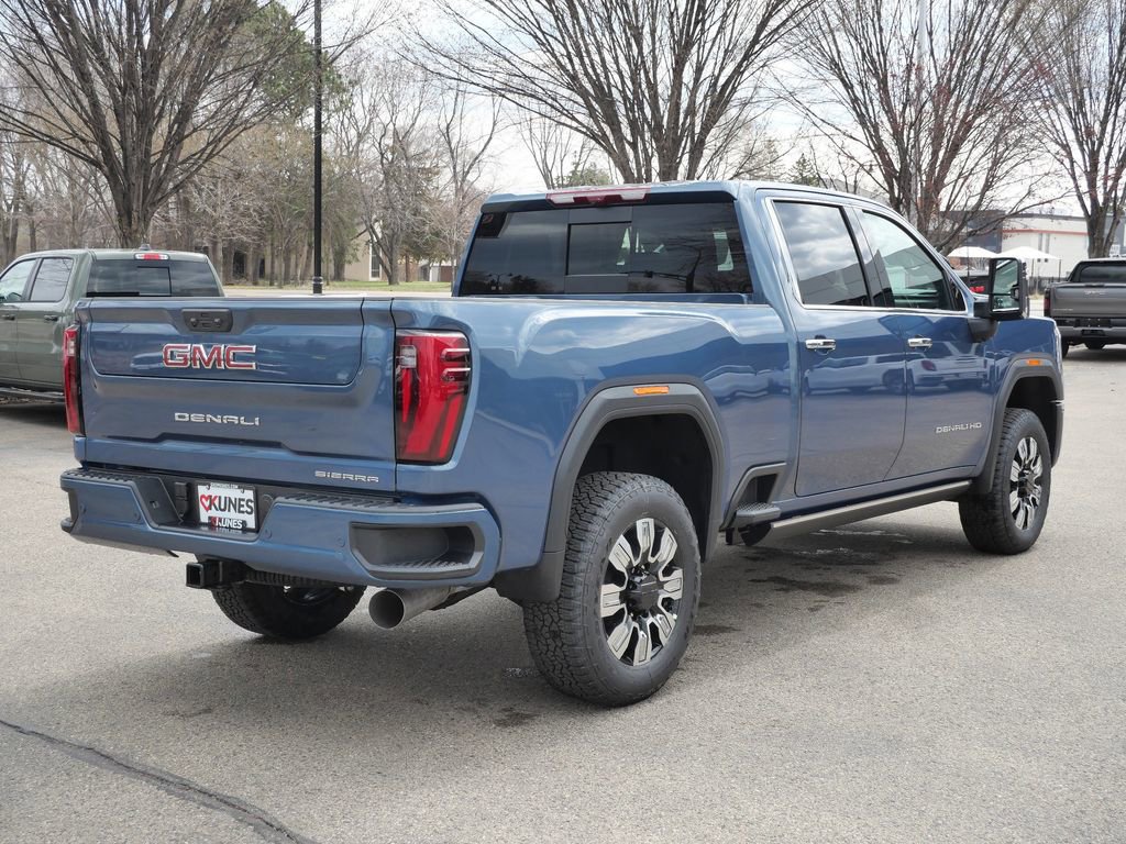 New 2026 GMC Sierra 3500 Denali w/ Denali Reserve Package AWD/4WD image 17