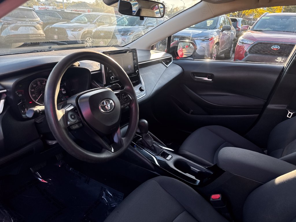 Used 2021 Toyota Corolla LE w/ LE Convenience Package FWD image 13